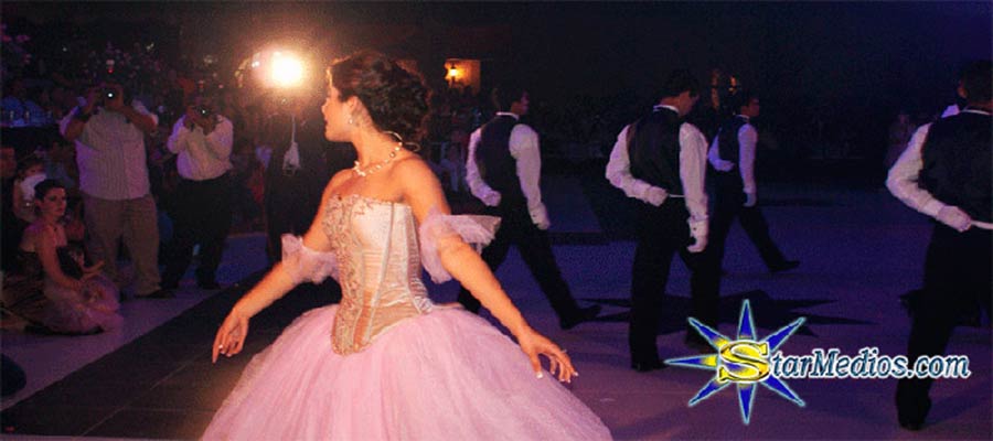 Contratacion de grupos musicales para baile de quinceañeras
